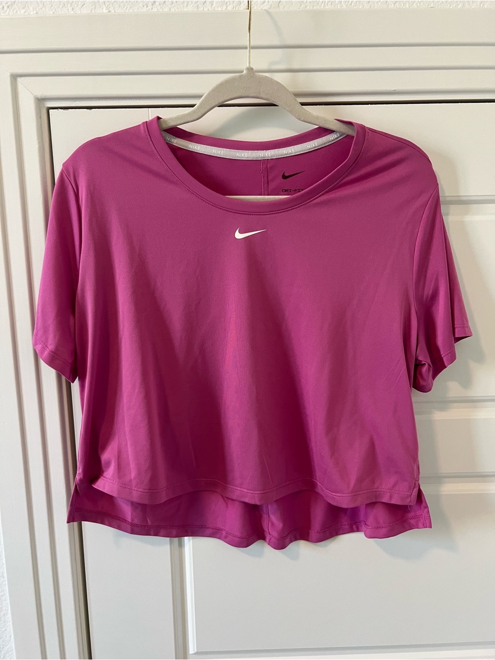 Nike Magenta Short Sleeve Crop Performance Tee